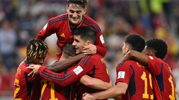 Selección de España celebrando un gol en la victoria 7-0 ante Costa Rica.