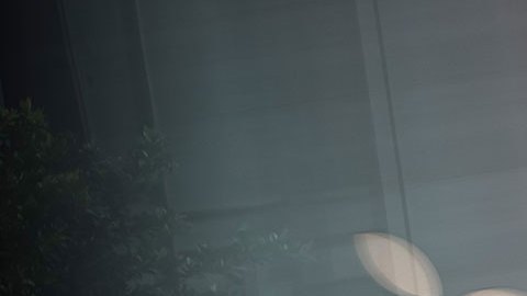 Automóvil choca contra tienda de Apple en Massachusetts y deja varios heridos
