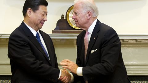 Biden alista ríspido encuentro con Xi Jinping; asegura que no busca el conflicto con China, sólo competencia