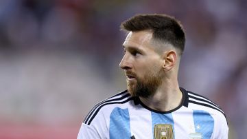 Lionel Messi durante un amistoso disputado ante Jamica en la última fecha FIFA antes de Qatar 2022.