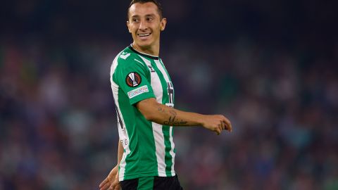 El futbolista mexicano Andrés Guardado durante un partido del Betis ante la Roma en la Europa League.