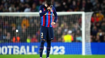 Gerard Piqué llorando en su último partido como futbolista.