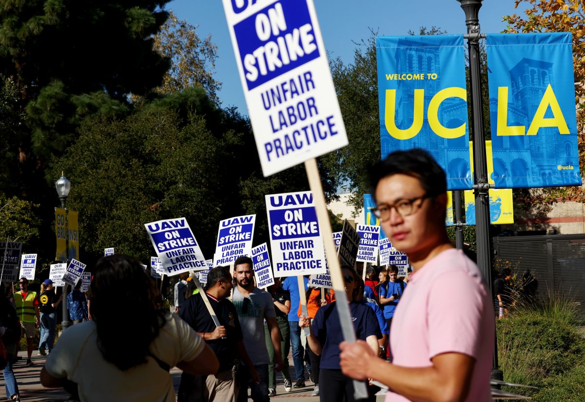 La huelga en los 10 campus de la Universidad de California está en su tercera semana.