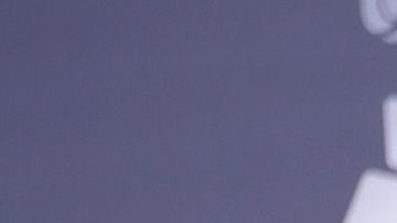 La actriz oaxaqueña Yalitza Aparicio de ‘Roma’ fue presentadora y entregó el premio a Christian Nodal.