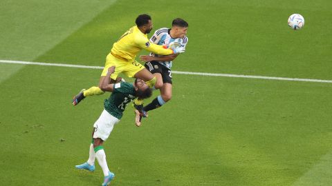 El jugador de Arabia Saudí se perderá el resto de la Copa del Mundo.