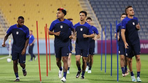 Selección de Estados Unidos entrenando en Qatar 2022.