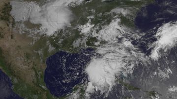 Florida declara el estado de emergencia en 34 condados ante llegada de tormenta Nicole