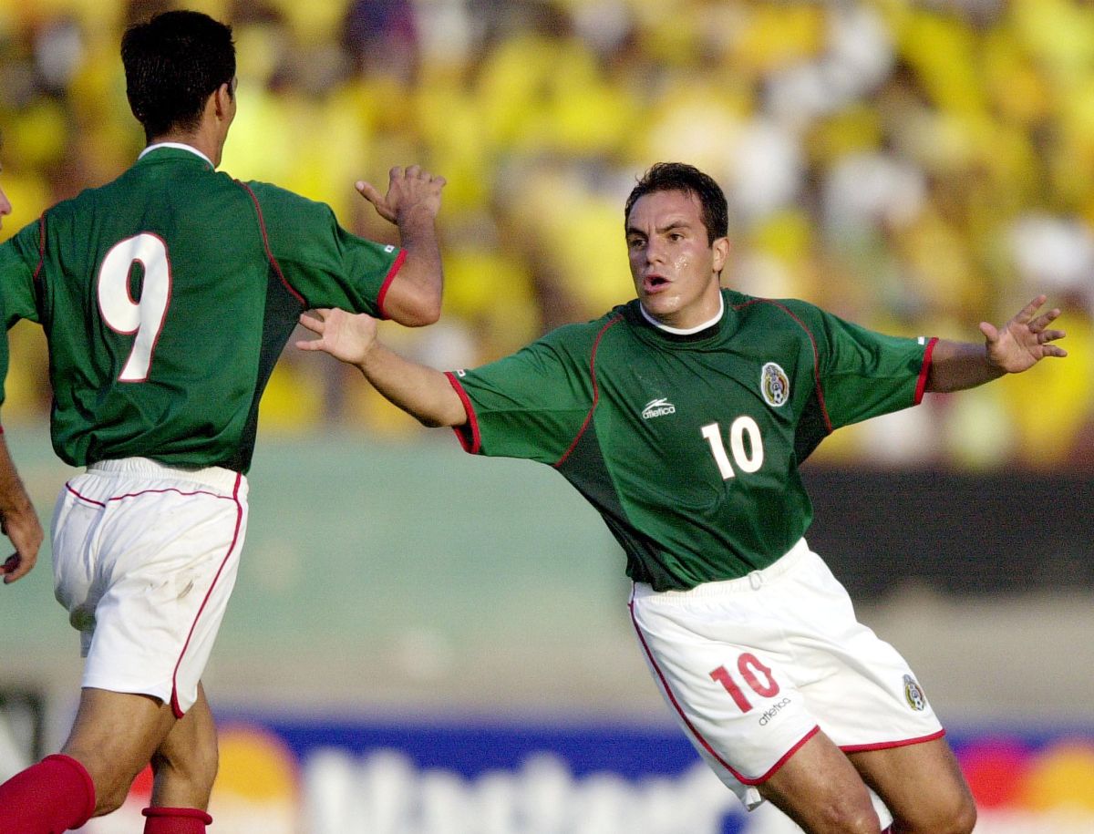 Cuauhtémoc Blanco and other players who have used the “10” of Mexico in the last World Cups, how did it go?