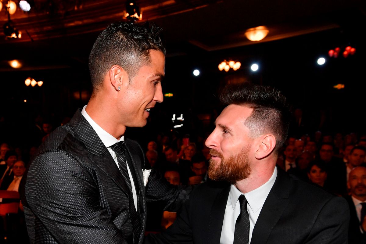 iPhone used to “perfectly” recreate Leibovitz Photo of Messi and Ronaldo