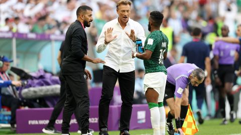 Hervé Renard DT de Arabia Saudita en la victria sobre Argentina.