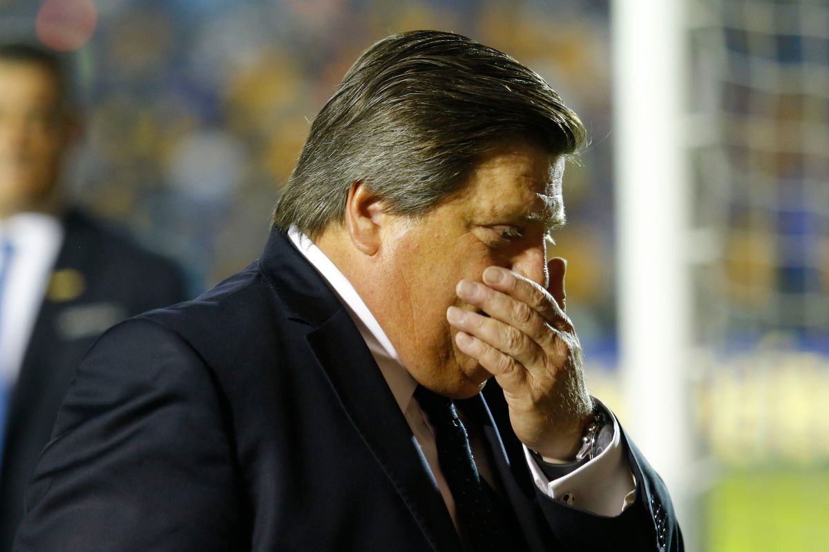 He cried in full transmission: El Piojo Herrera lamented the defeat of Mexico with tears in his eyes while analyzing the game