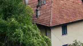 Deslave deja una persona muerta y 12 desaparecidas en la isla italiana de Ischia