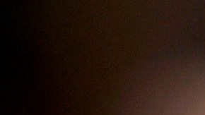 Joven gana miles de dólares tras dejar la universidad para hacer tutoriales de maquillaje