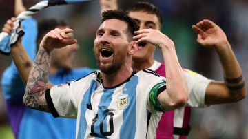 Lionel Messi celebrando el triunfo contra México.