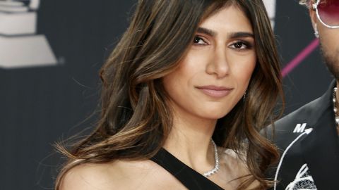 Mia Khalifa en el Latin Grammy del 2021.