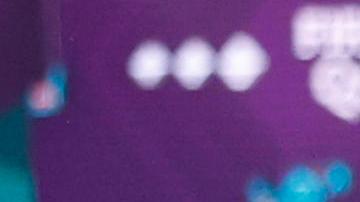 Orbelin Pineda de México cae tras una falta.