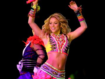Shakira cantando en la Copa Mundial de la FIFA Sudáfrica 2010 su éxito "Waka Waka".