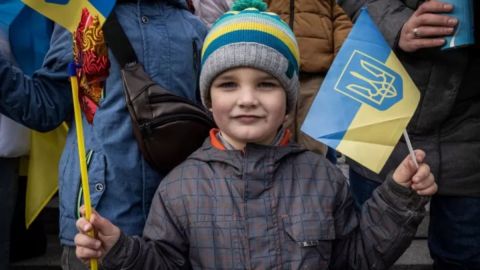 En Jersón celebran la liberación de la ocupación de Rusia.