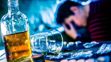 Consumo de alcohol excesivo podría causar accidentes cerebrovasculares a los jóvenes