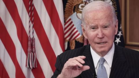 Biden enfrentará dificultades ahora que los republicanos controlarán la Cámara de Representantes.