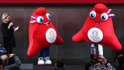 Los Juegos Olímpicos presentaron a sus mascotas para el evento en 2 años.