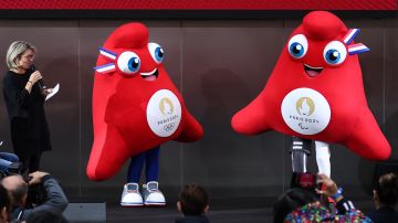 Los Juegos Olímpicos presentaron a sus mascotas para el evento en 2 años.