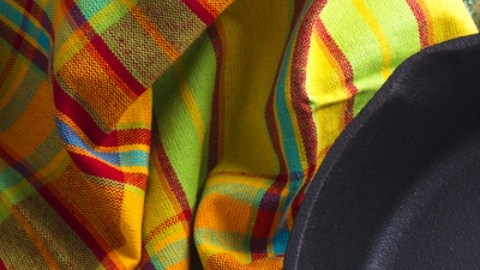 Sartenes de teflón liberan millones de partículas microplásticas al cocinar: cómo afectan la salud
