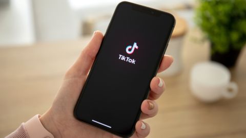 TikTok podría potenciar afecciones alimentarias con malos consejos de salud