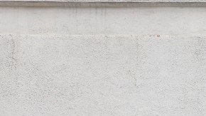 Imagen de un letrero luminoso de la cadena de farmacias Walgreens.