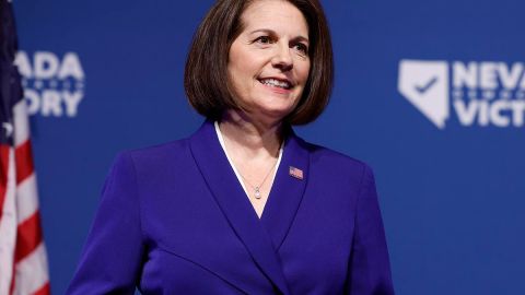 La senadora Cortez Masto está lista para trabajar por los estadounidenses.