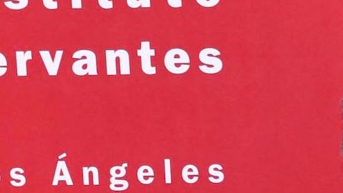 Eugenio Derbez manda mensaje de Navidad fuera de lo común.