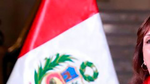 La presidenta de Perú declara estado de emergencia en el sur del país tras muertes durante protestas y propone elecciones en 2024