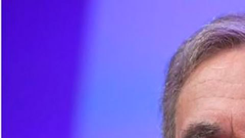 Quién es Bernard Arnault, el hombre que destronó a Elon Musk como el más rico del mundo