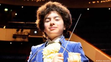 Mexicano de 14 años gana premio Beethoven Bonnensis y toca en la Beethovenhaus