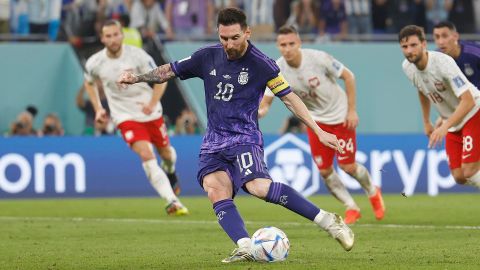 Lionel Messi falló un penal ante Polonia.