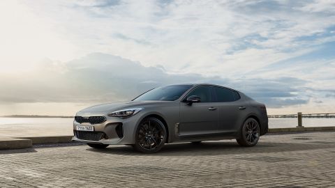 Nuevo vehículo Kia Stinger Tribute Edition llega a modo de tributo