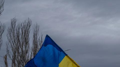 Ucrania reporta cámaras de tortura para menores en Jersón