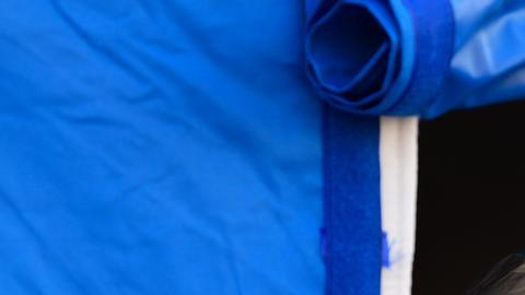 China permitirá a algunos contagiados de covid hacer cuarentena en su casa