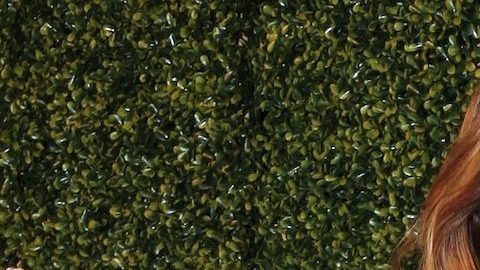 Geraldine Bazán se luce en bikini dentro de sus redes sociales.