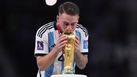 Alexis Mac Allister campe[on del mundo con Argentina en Qatar 2022.
