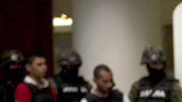 Los detenidos portaban chalecos antibalas y armas de uso exclusivo del ejército