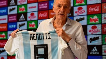 César Luis Menotti ex futbolista y ex entrenador argentino.