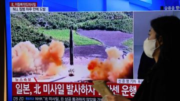 Corea del Norte lanza dos nuevos misiles tras ejercicios militares de EEUU y Corea del Sur