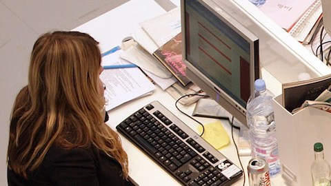 Distraerse en el trabajo puede ser la clave del éxito profesional: estudio