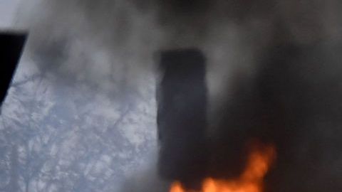 Estalla violencia en París durante protesta kurda