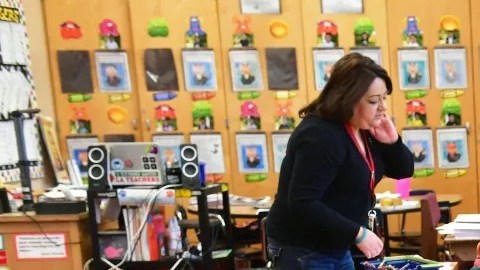 Algunos distritos escolares en el condado de Los Ángeles ya van adelantados con un plan de estudios étnicos. (Getty Images)