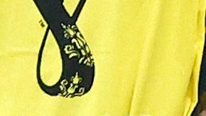 Fernando Santos habla con Cristiano Ronaldo.