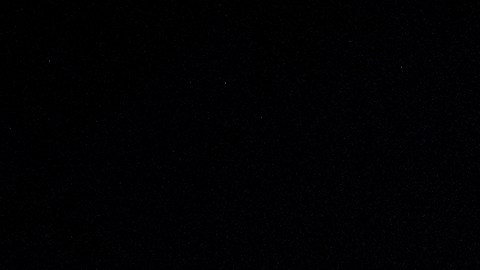 Ataque armado a subestaciones en Carolina del Norte deja a miles sin electricidad; policía busca a sospechoso