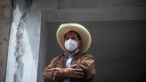 Pedro Castillo: un juez en Perú dicta 18 meses de prisión preventiva para el expresidente