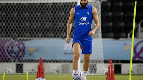 Karim Benzema dejó de seguir a la mayoría de jugadores de la selección.